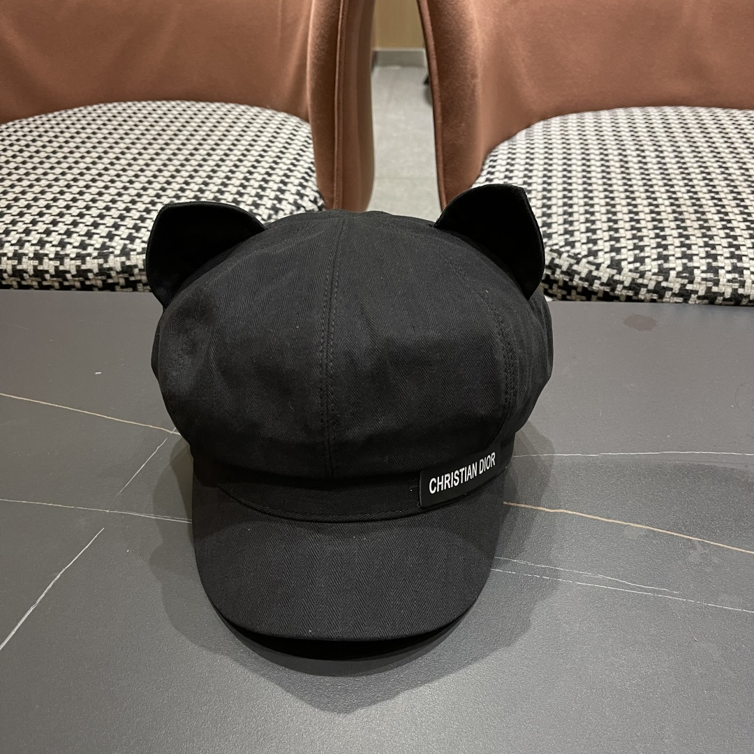  迪奥 可爱猫耳朵贝雷帽女日系百搭显脸小八
角帽复古大头围黑色画家帽子