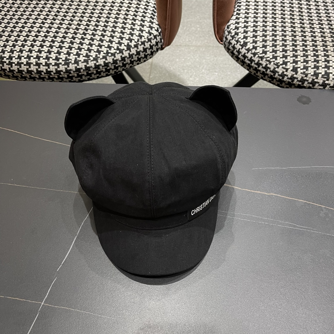  迪奥 可爱猫耳朵贝雷帽女日系百搭显脸小八
角帽复古大头围黑色画家帽子