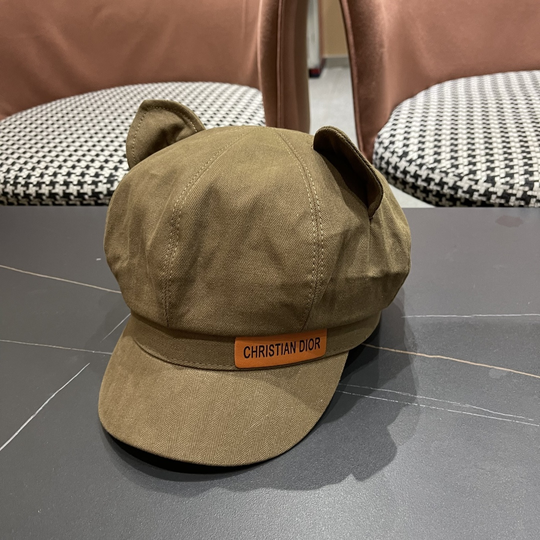  迪奥 可爱猫耳朵贝雷帽女日系百搭显脸小八
角帽复古大头围黑色画家帽子