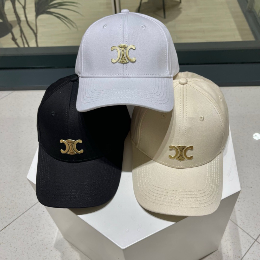 赛琳celine官网代购版本。明星同款最新棒球帽，时尚潮流，高端做工！每一个帽子都是用心之作！非一般的品