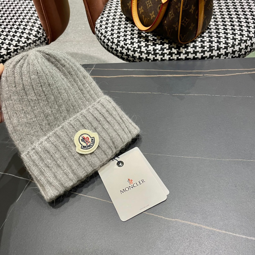  蒙口Moncler盟可睐💥官网经典针织帽，原单复刻.非常柔软亲肤，弹性很好💓有质感又非常百搭的款式~保