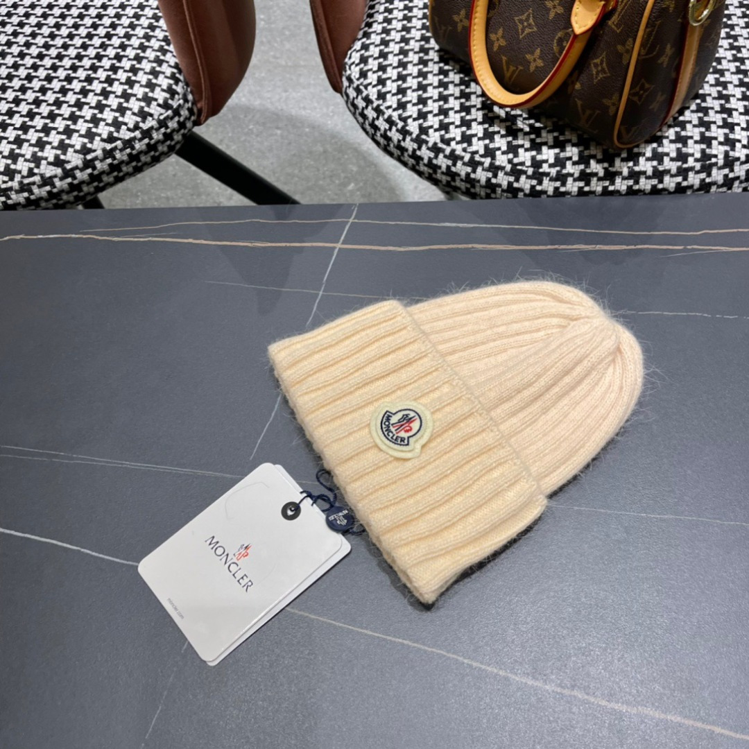  蒙口Moncler盟可睐💥官网经典针织帽，原单复刻.非常柔软亲肤，弹性很好💓有质感又非常百搭的款式~保