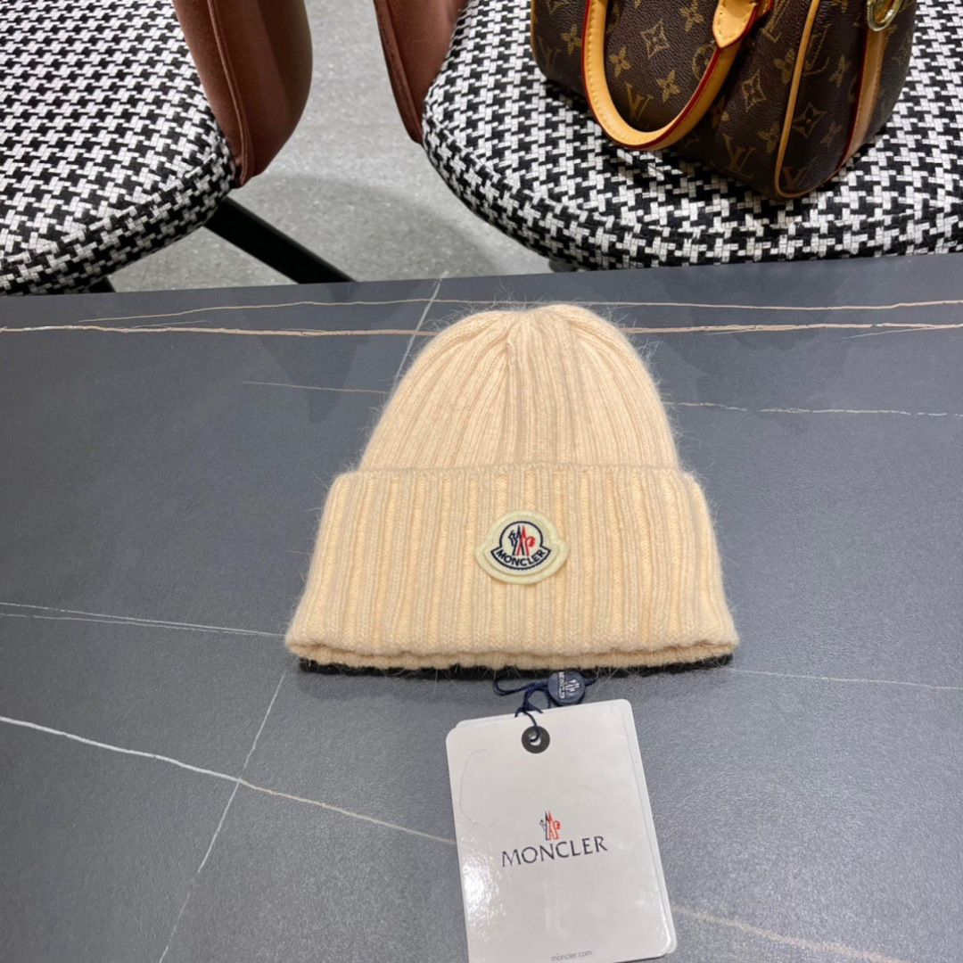  蒙口Moncler盟可睐💥官网经典针织帽，原单复刻.非常柔软亲肤，弹性很好💓有质感又非常百搭的款式~保
