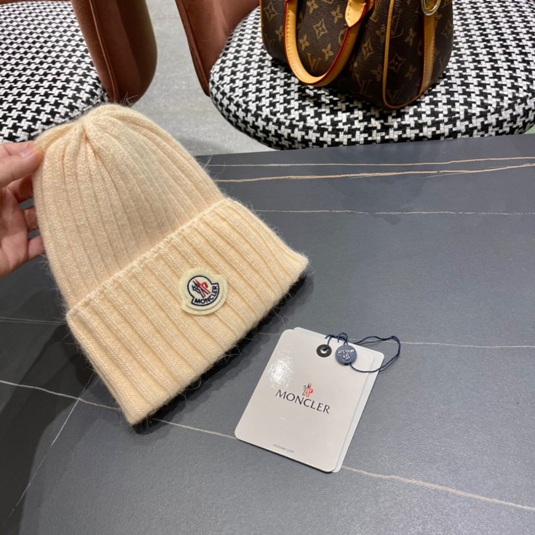  蒙口Moncler盟可睐💥官网经典针织帽，原单复刻.非常柔软亲肤，弹性很好💓有质感又非常百搭的款式~保
