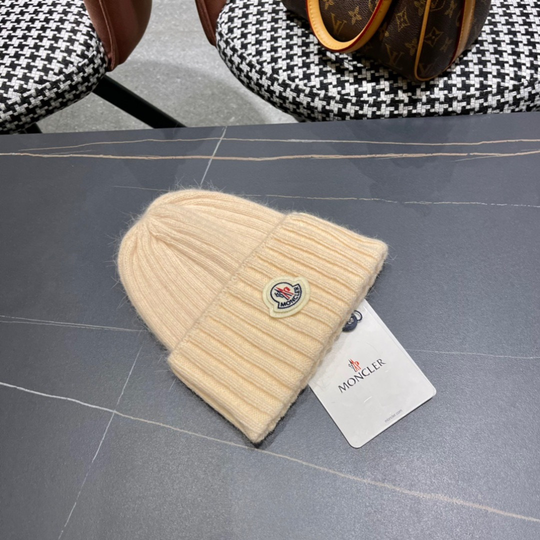  蒙口Moncler盟可睐💥官网经典针织帽，原单复刻.非常柔软亲肤，弹性很好💓有质感又非常百搭的款式~保