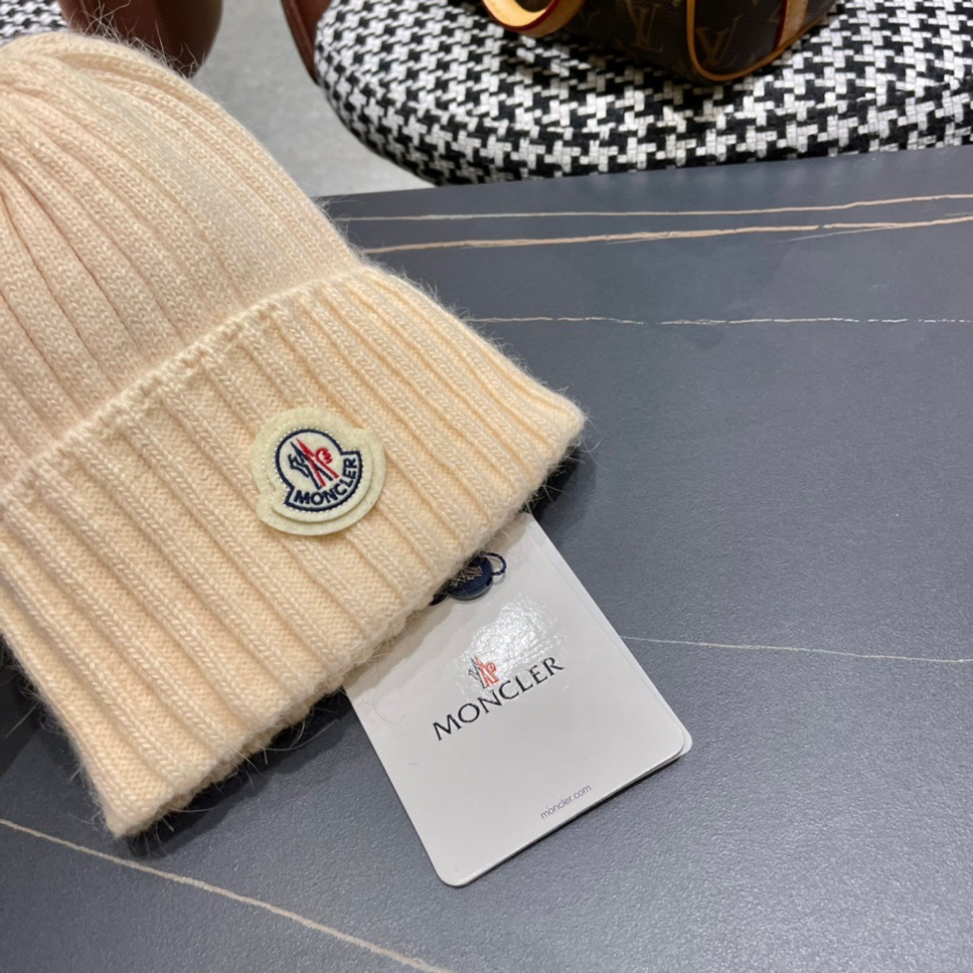  蒙口Moncler盟可睐💥官网经典针织帽，原单复刻.非常柔软亲肤，弹性很好💓有质感又非常百搭的款式~保