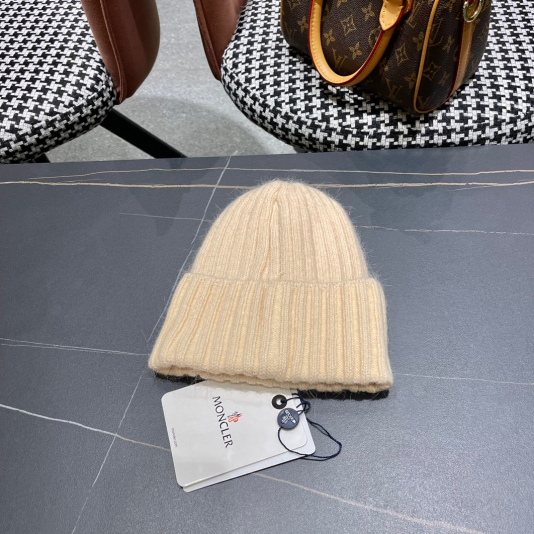  蒙口Moncler盟可睐💥官网经典针织帽，原单复刻.非常柔软亲肤，弹性很好💓有质感又非常百搭的款式~保