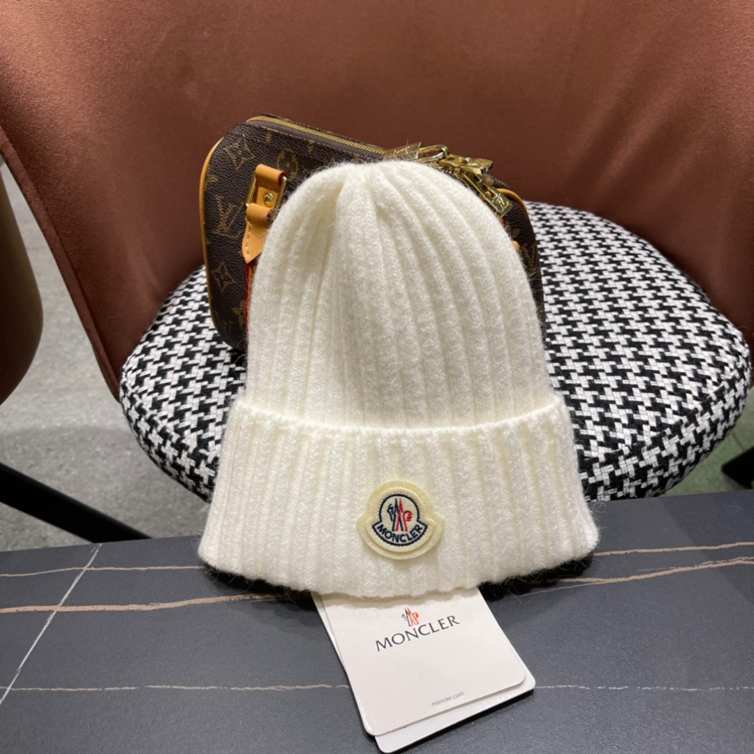  蒙口Moncler盟可睐💥官网经典针织帽，原单复刻.非常柔软亲肤，弹性很好💓有质感又非常百搭的款式~保