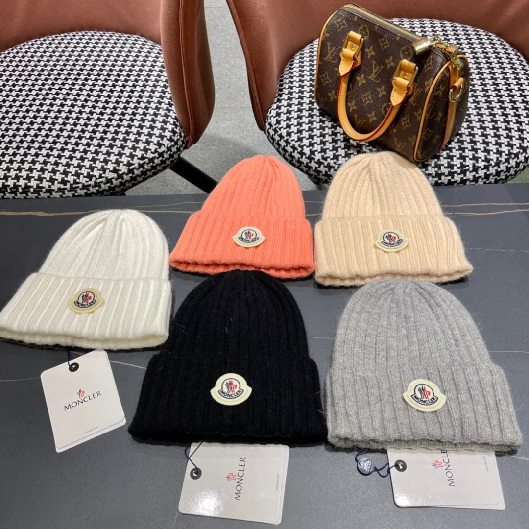  蒙口Moncler盟可睐💥官网经典针织帽，原单复刻.非常柔软亲肤，弹性很好💓有质感又非常百搭的款式~保