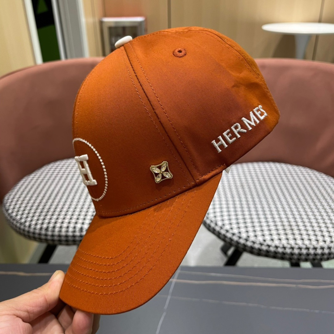  HERMÈS (爱马仕)原单棒球帽，经典H，正品开模订制做工细致，时尚帅气质量超赞！