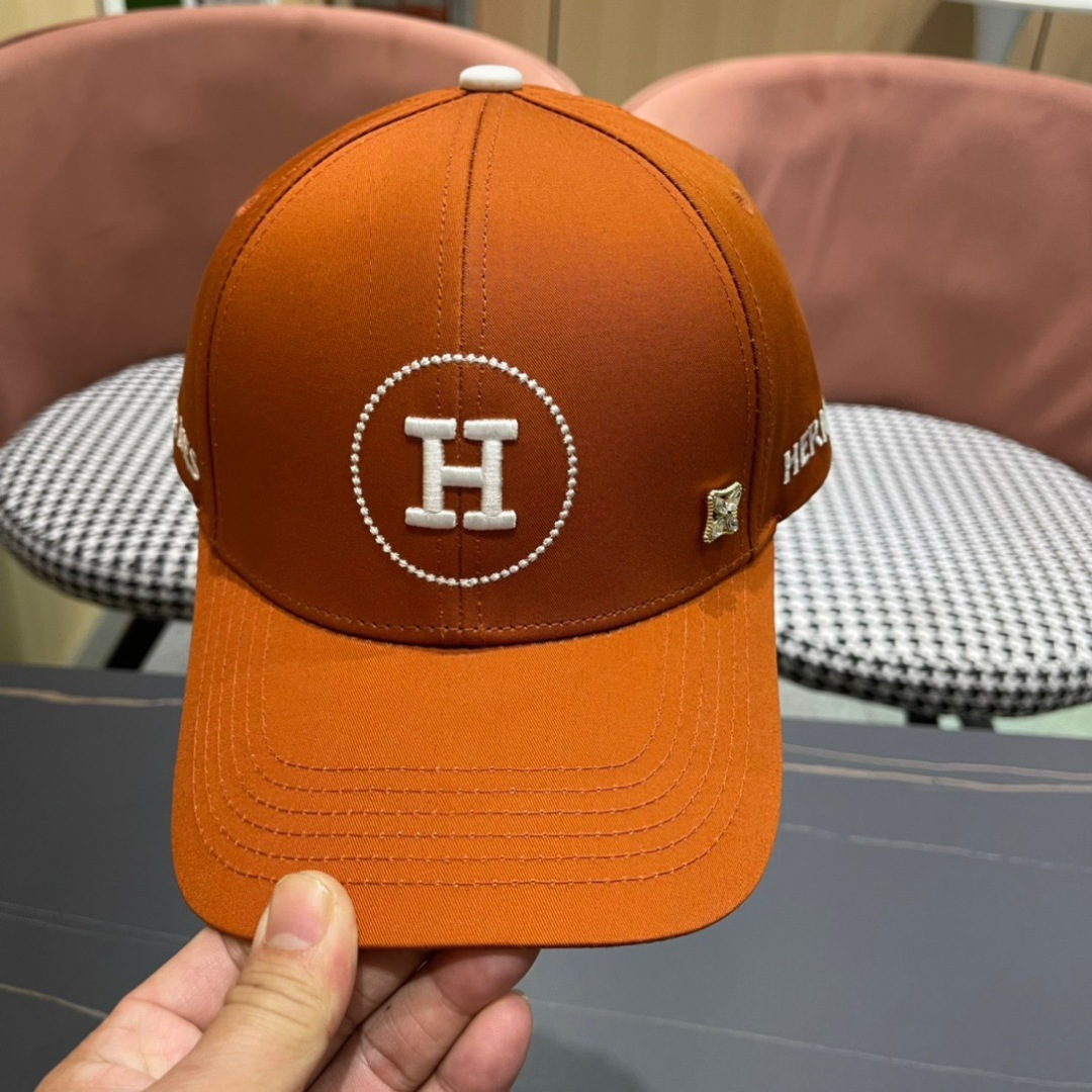  HERMÈS (爱马仕)原单棒球帽，经典H，正品开模订制做工细致，时尚帅气质量超赞！