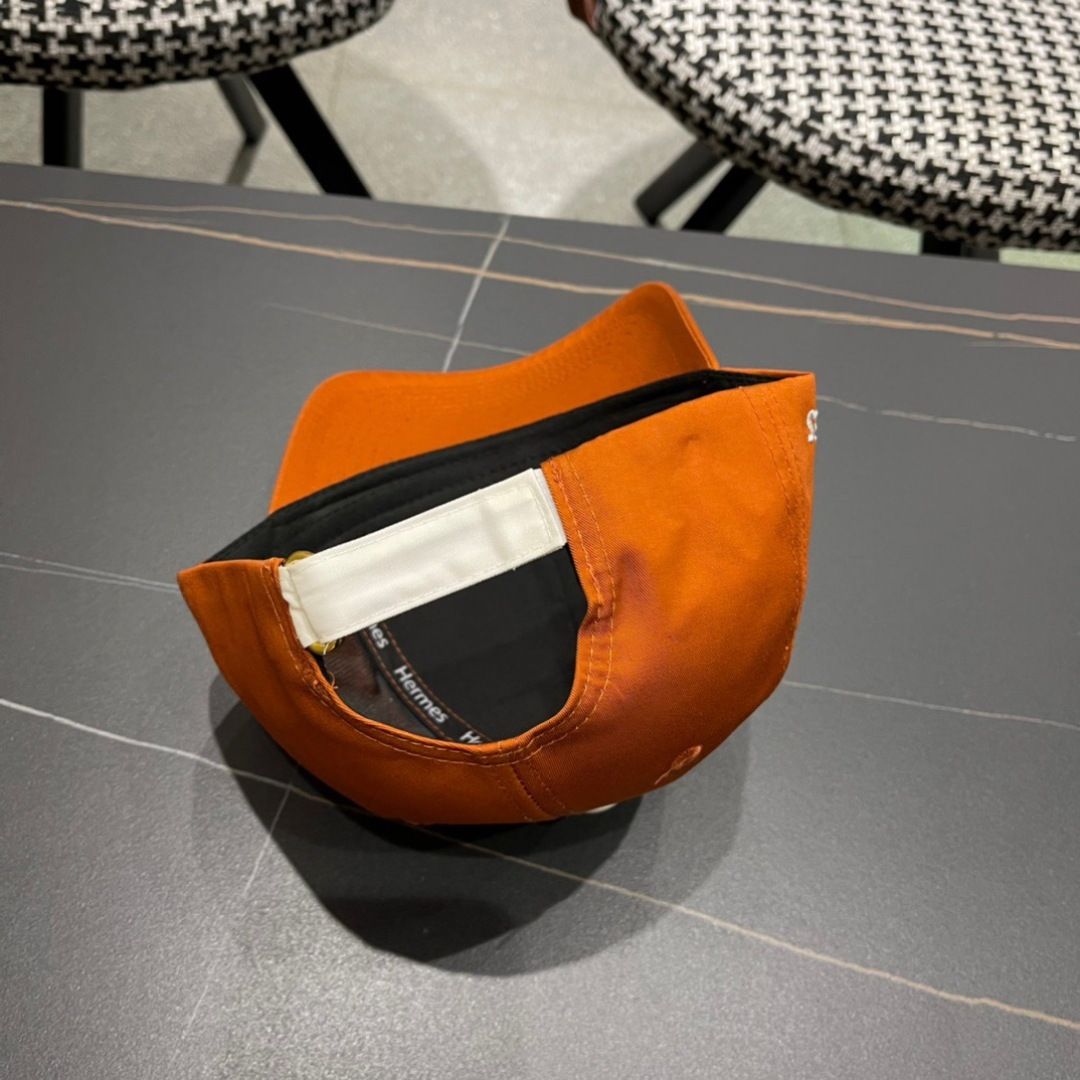  HERMÈS (爱马仕)原单棒球帽，经典H，正品开模订制做工细致，时尚帅气质量超赞！