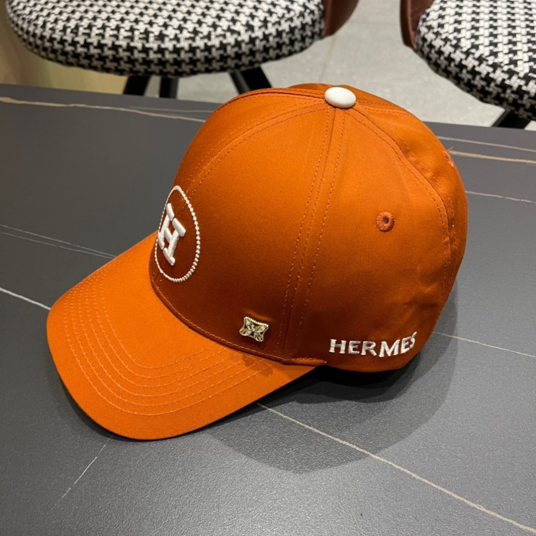  HERMÈS (爱马仕)原单棒球帽，经典H，正品开模订制做工细致，时尚帅气质量超赞！