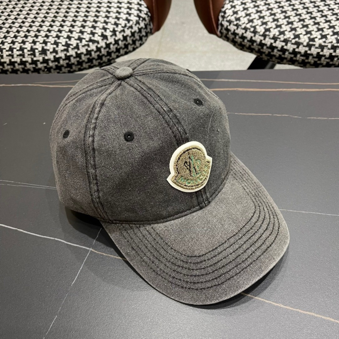  Moncler蒙口经典牛仔棒球帽，经典流行款，原版帆布料轻盈透气！质量超赞，基础头围56，贴片可调节。