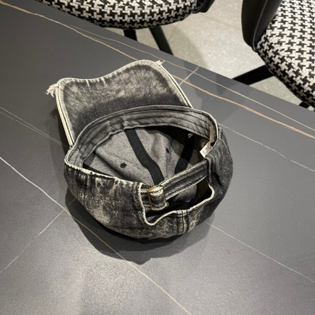  Chanel香奈儿新款韩版棒球帽男休闲百搭复古时尚鸭舌帽