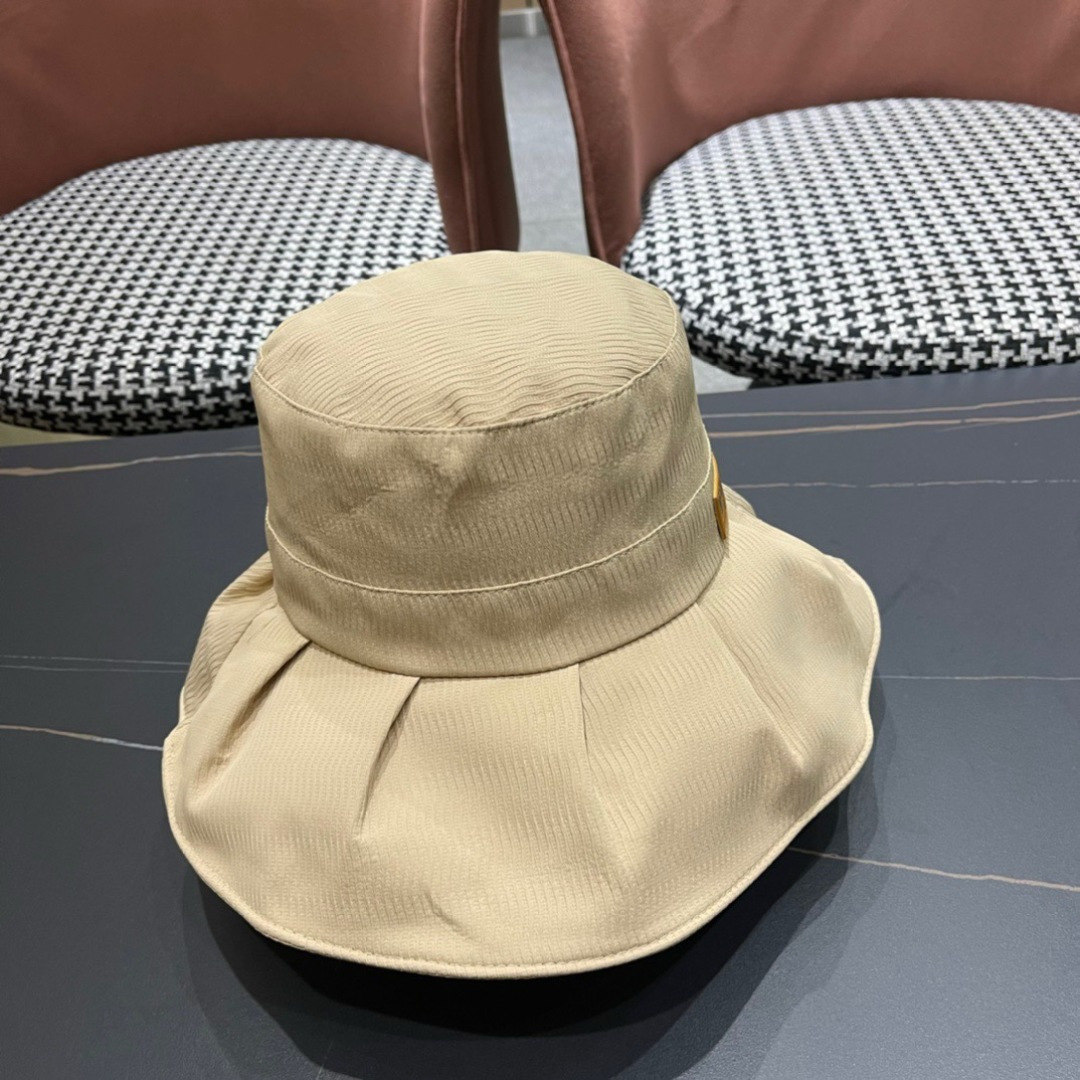  LV路易威登2025新款渔夫帽，非常经典的经典，四季可用，出门必备，非常显脸小