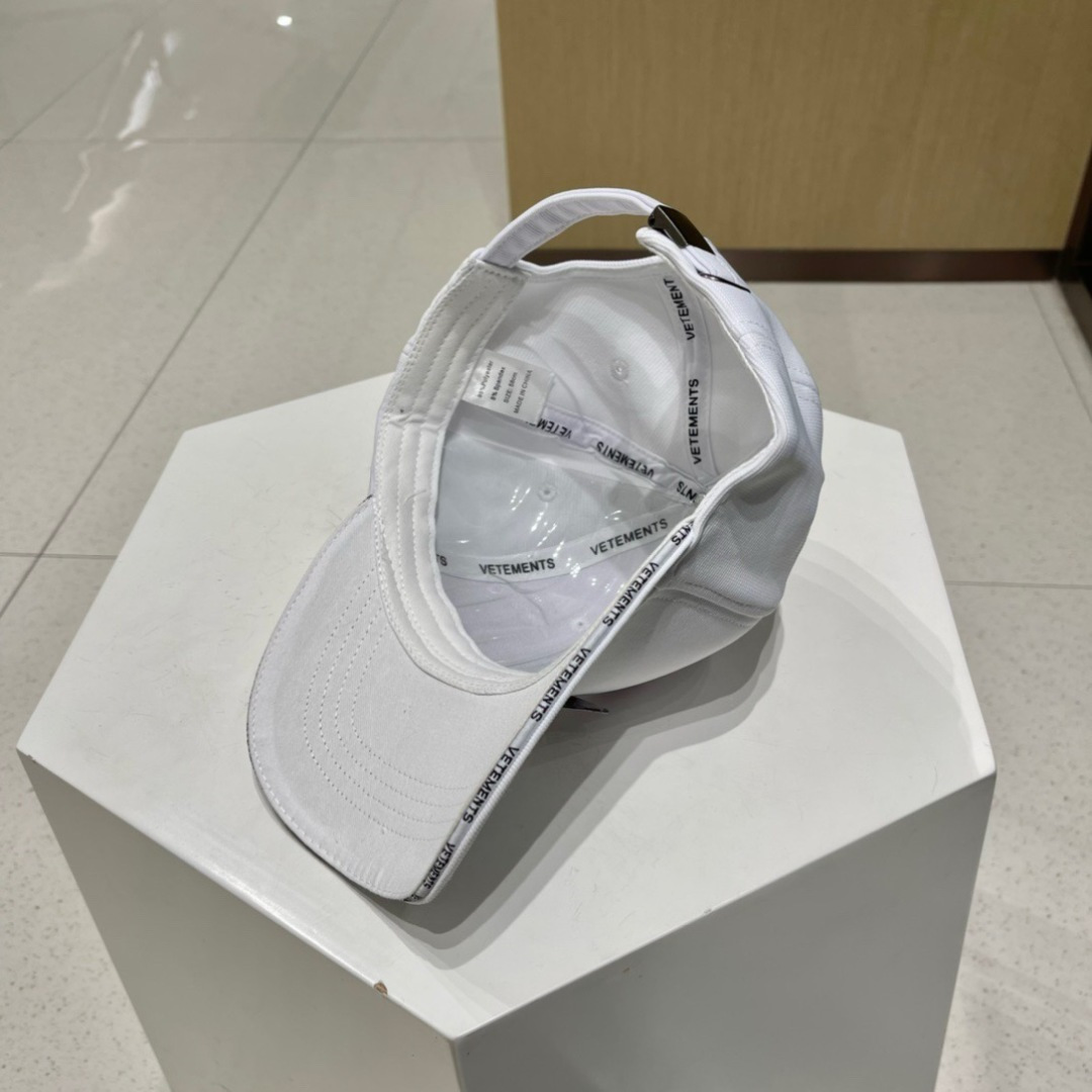  PRADA普拉达新款鸭舌帽，男女款棒球帽，高级定制，头围57cm