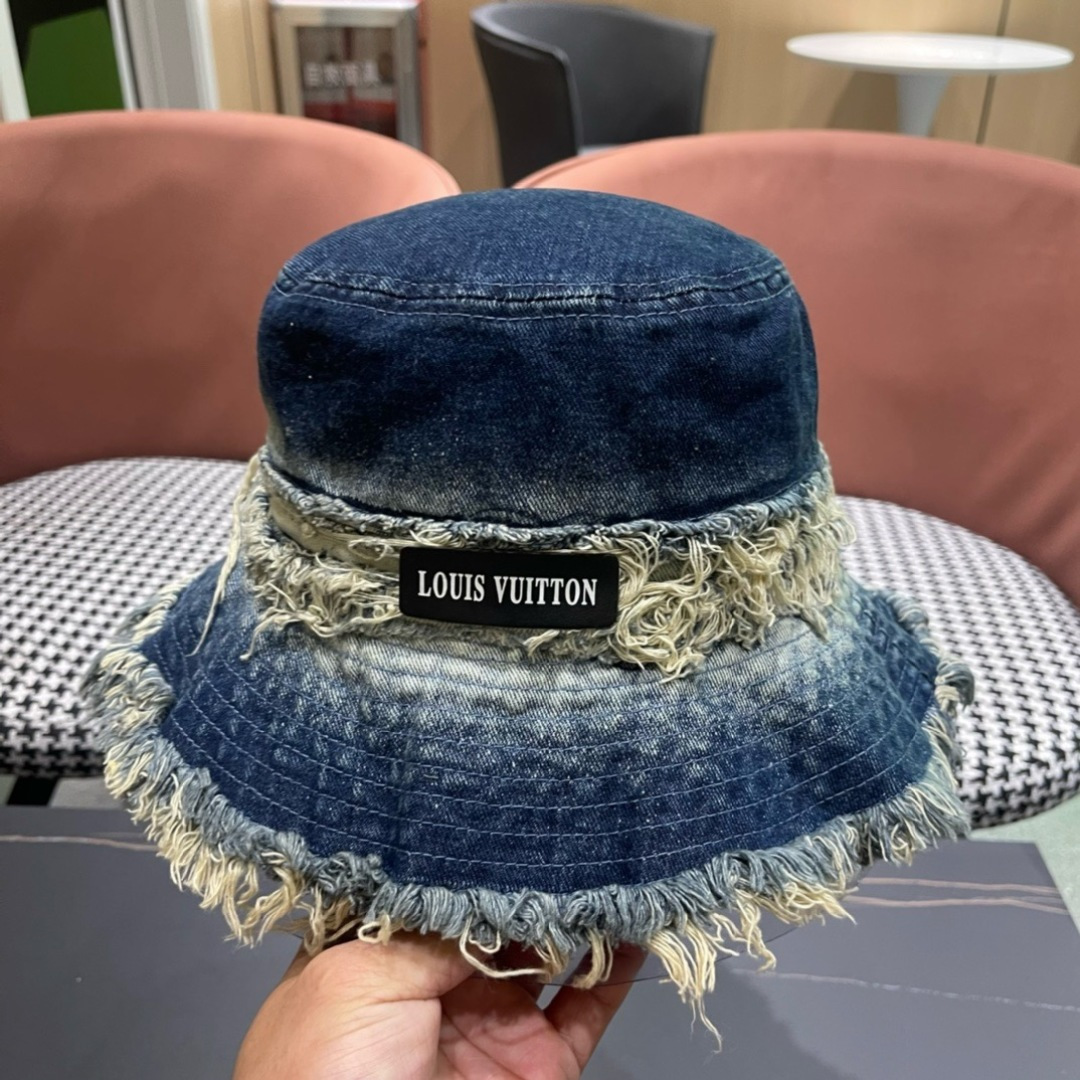    路易威登棒球帽LouisVuitton👒😍韩版时尚牛仔渔夫帽显脸小

