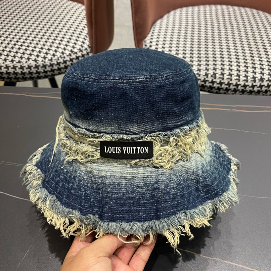    路易威登棒球帽LouisVuitton👒😍韩版时尚牛仔渔夫帽显脸小

