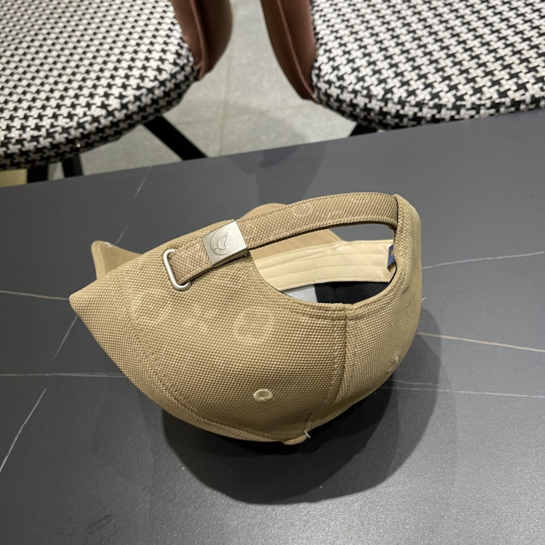  LV路易威登原单棒球帽  轻盈透气。完美版型，独家实物拍摄，男女适用，出街必备