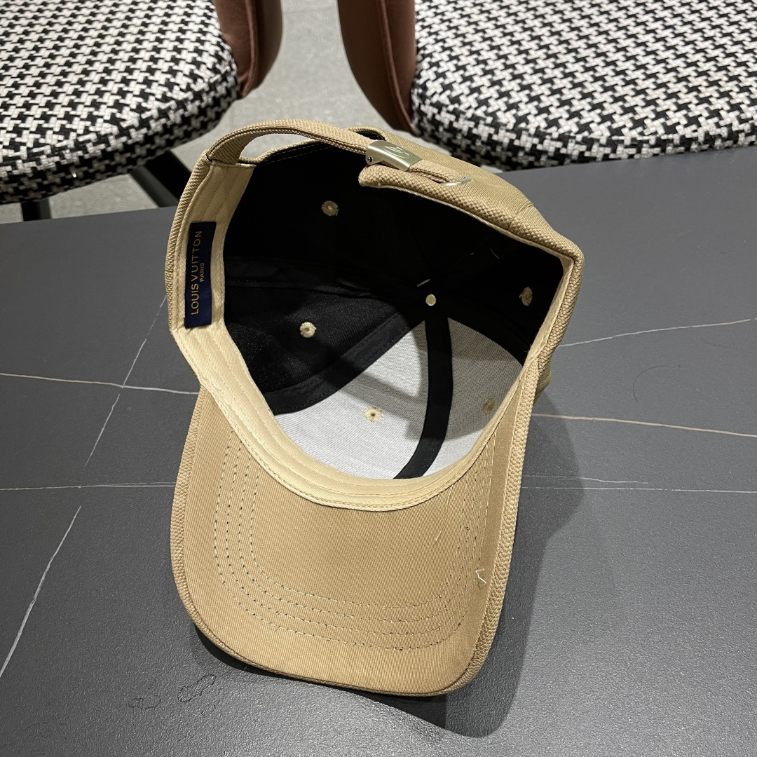  LV路易威登原单棒球帽  轻盈透气。完美版型，独家实物拍摄，男女适用，出街必备