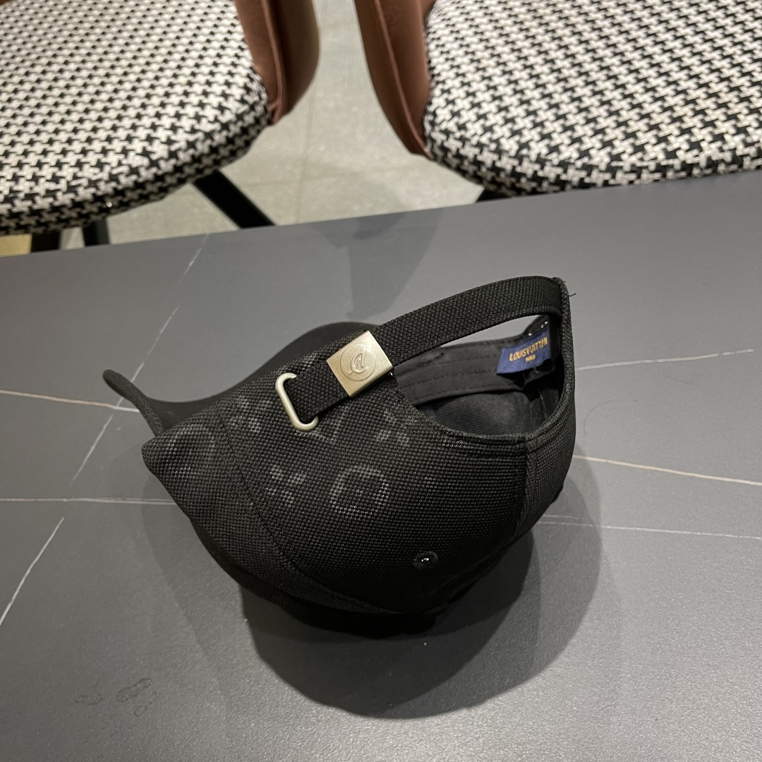  LV路易威登原单棒球帽  轻盈透气。完美版型，独家实物拍摄，男女适用，出街必备