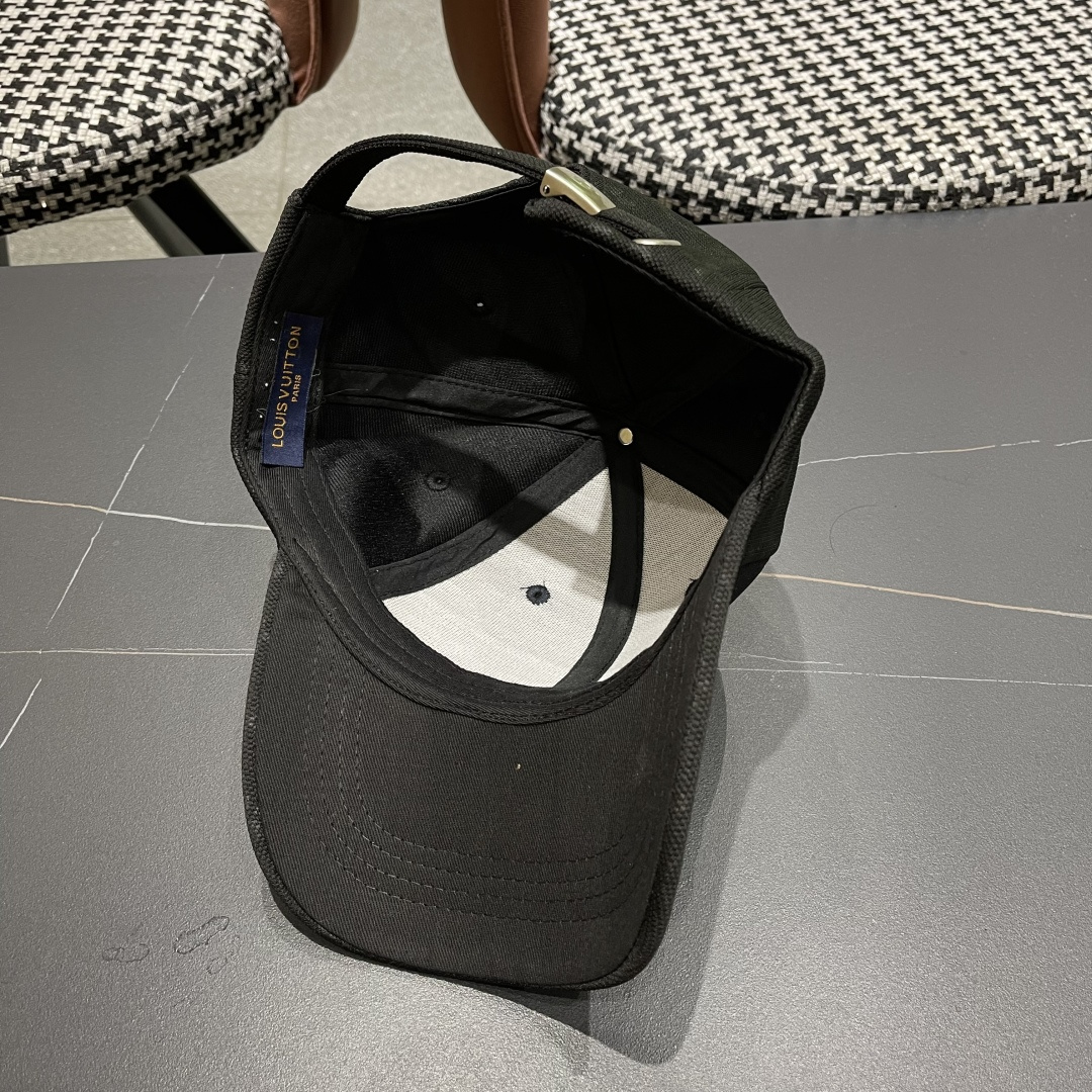  LV路易威登原单棒球帽  轻盈透气。完美版型，独家实物拍摄，男女适用，出街必备