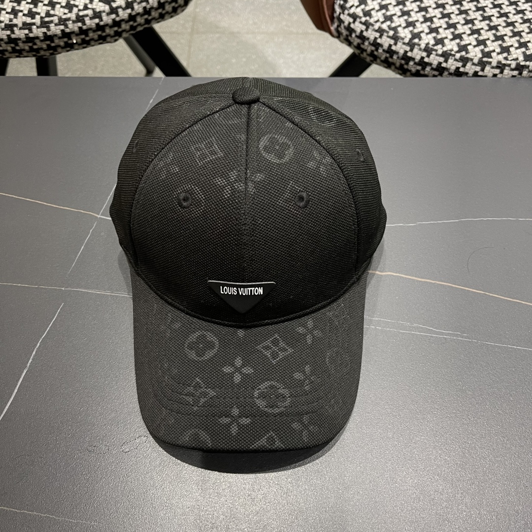  LV路易威登原单棒球帽  轻盈透气。完美版型，独家实物拍摄，男女适用，出街必备