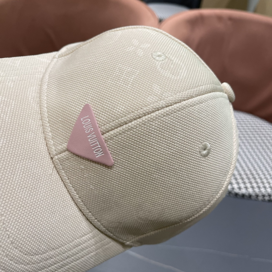  LV路易威登原单棒球帽  轻盈透气。完美版型，独家实物拍摄，男女适用，出街必备