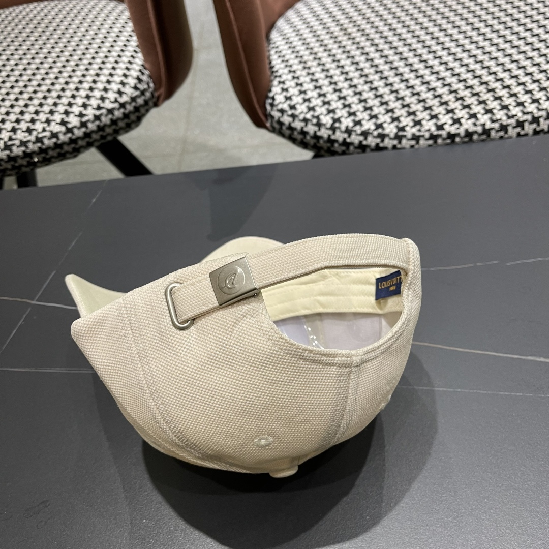  LV路易威登原单棒球帽  轻盈透气。完美版型，独家实物拍摄，男女适用，出街必备