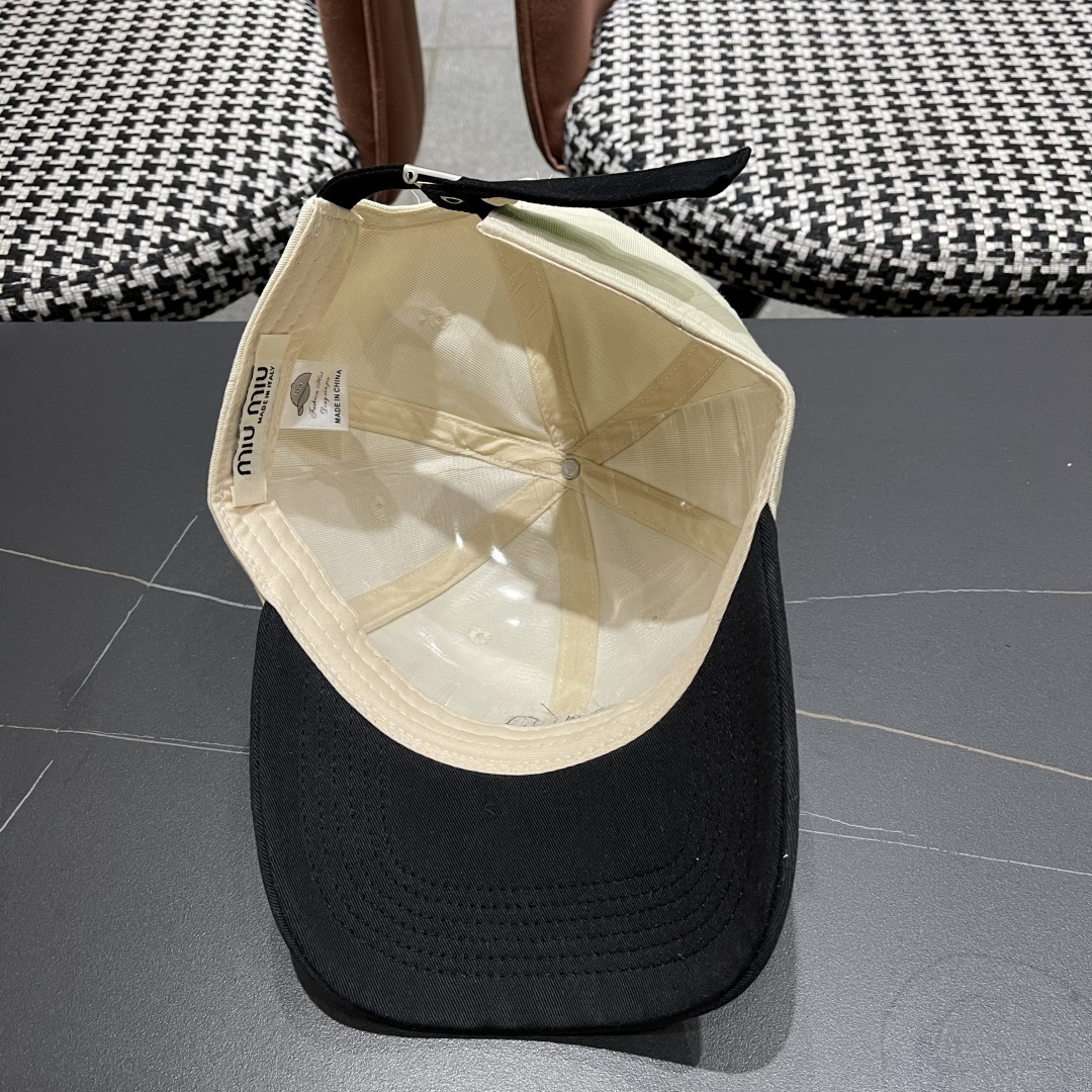 谬谬miumiu 2025原单春夏新款棒球帽，正品开模订制，原版做工细致质量超赞！