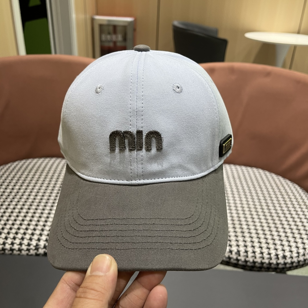 谬谬miumiu 2025原单春夏新款棒球帽，正品开模订制，原版做工细致质量超赞！