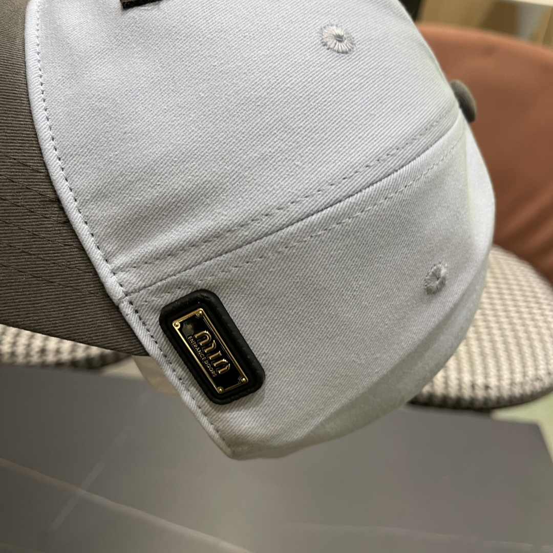 谬谬miumiu 2025原单春夏新款棒球帽，正品开模订制，原版做工细致质量超赞！