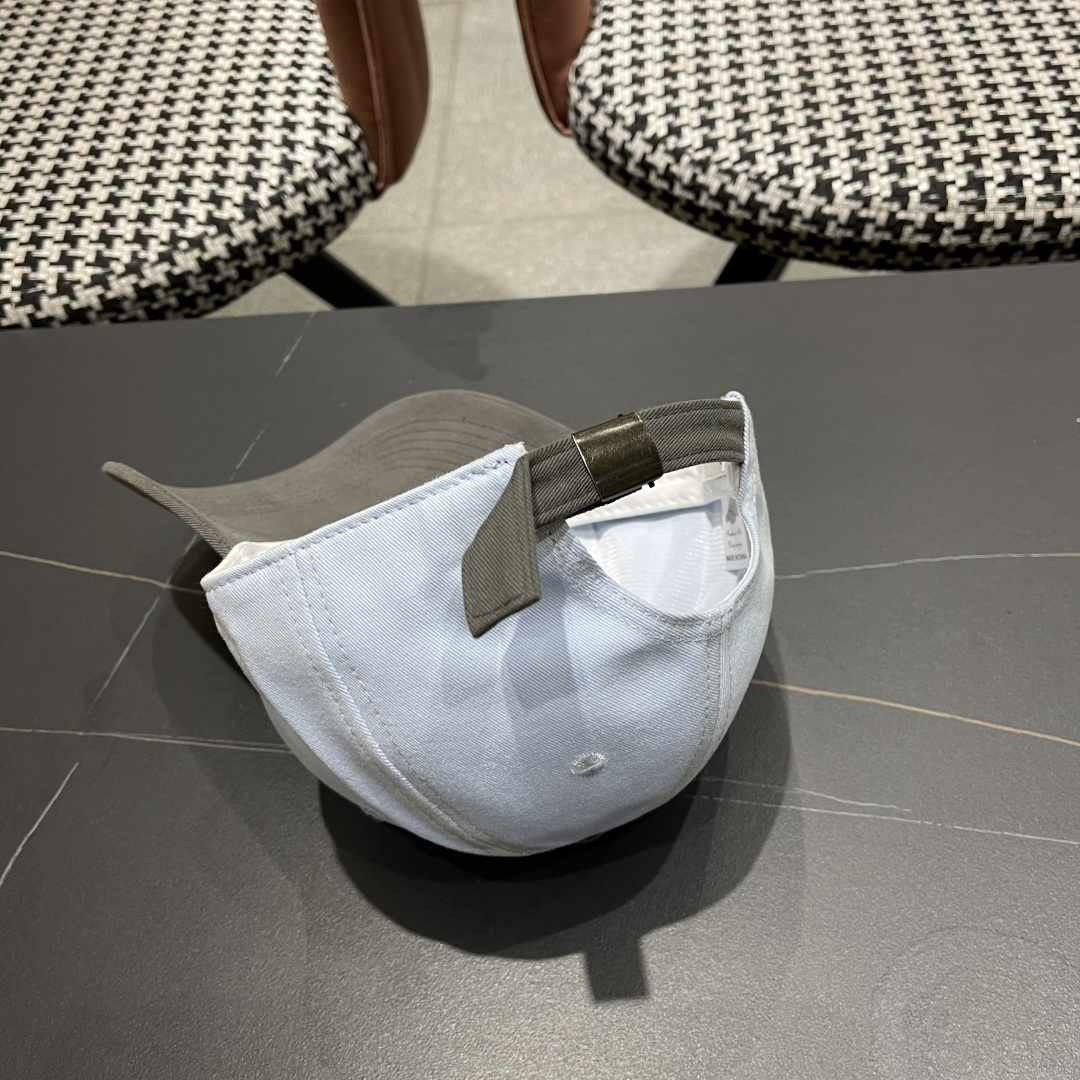 谬谬miumiu 2025原单春夏新款棒球帽，正品开模订制，原版做工细致质量超赞！