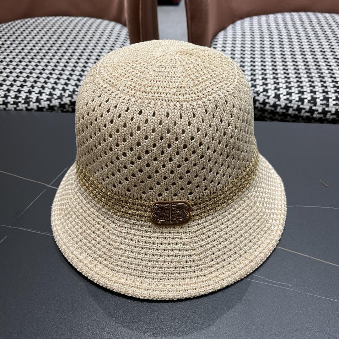  巴黎世家BALENCIAGA 春夏时尚百搭镂空网眼户外休闲女帽女士遮阳帽子
渔夫帽盆帽沙滩帽