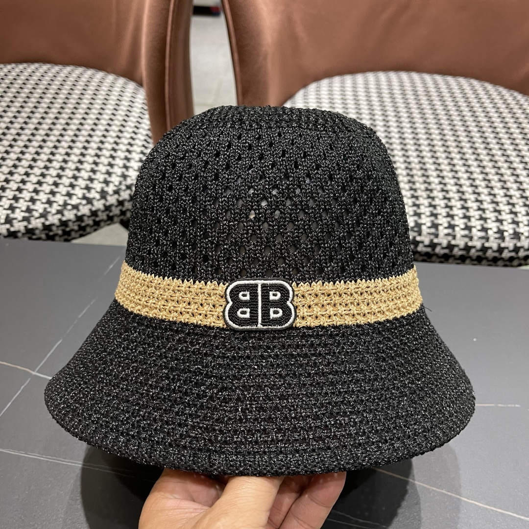  巴黎世家BALENCIAGA 春夏时尚百搭镂空网眼户外休闲女帽女士遮阳帽子
渔夫帽盆帽沙滩帽