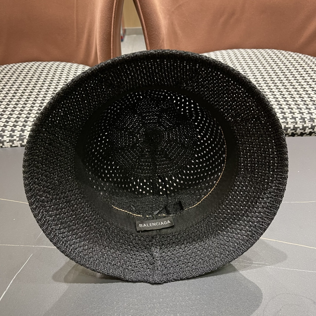  巴黎世家BALENCIAGA 春夏时尚百搭镂空网眼户外休闲女帽女士遮阳帽子
渔夫帽盆帽沙滩帽