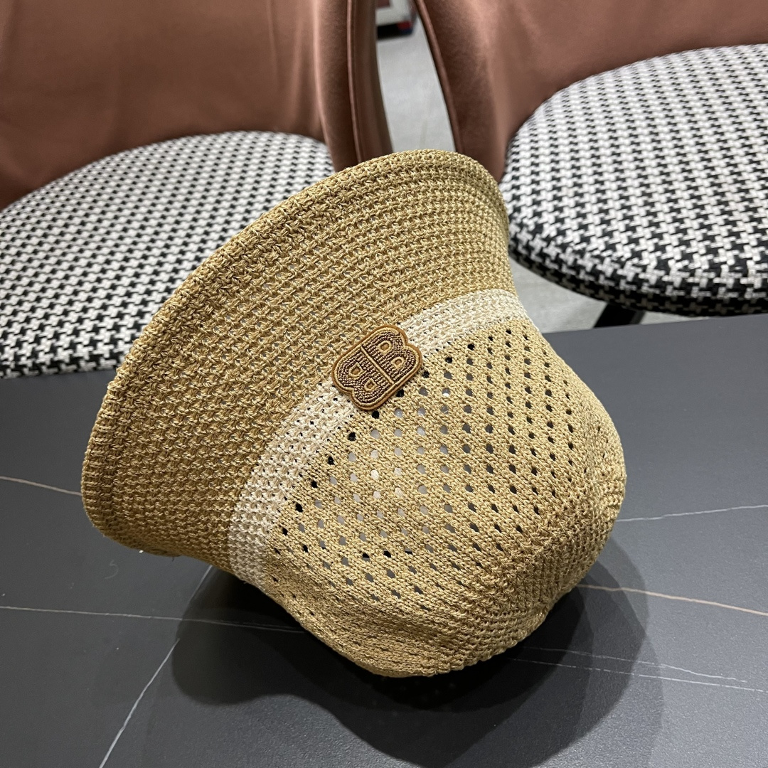  巴黎世家BALENCIAGA 春夏时尚百搭镂空网眼户外休闲女帽女士遮阳帽子
渔夫帽盆帽沙滩帽