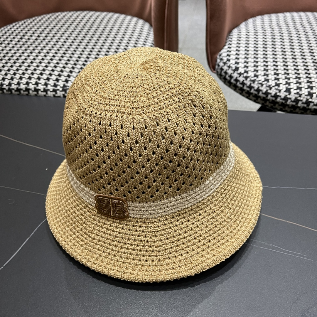  巴黎世家BALENCIAGA 春夏时尚百搭镂空网眼户外休闲女帽女士遮阳帽子
渔夫帽盆帽沙滩帽
