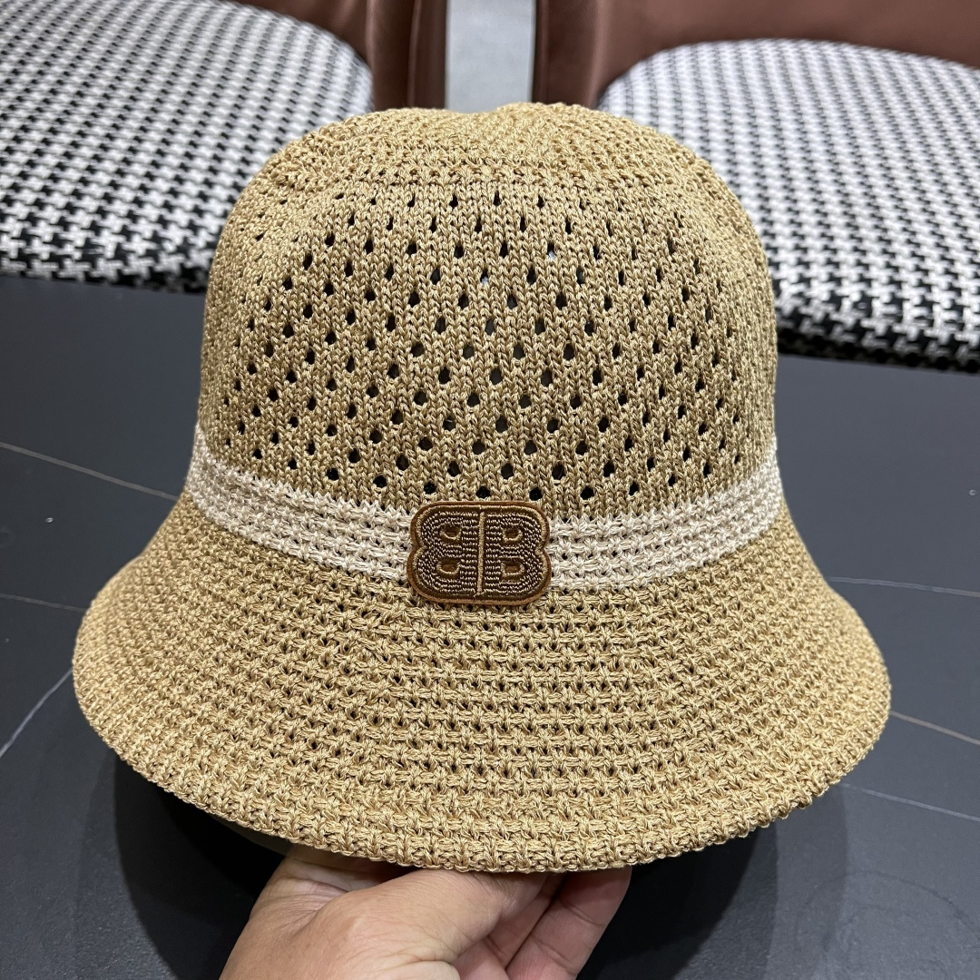  巴黎世家BALENCIAGA 春夏时尚百搭镂空网眼户外休闲女帽女士遮阳帽子
渔夫帽盆帽沙滩帽