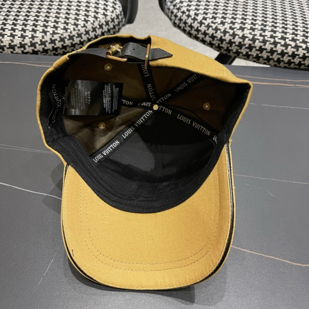  路易威登LouisVuitton2025新款早秋棒球帽🧢  
LV棒球帽，简约大气，男女通用