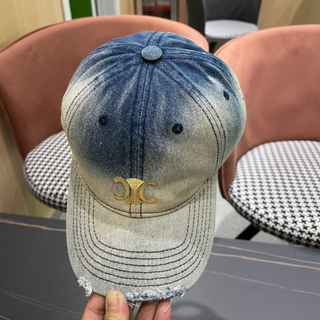 🧢CELINE赛琳🧢  2025新款棒球帽， 精致优雅，很酷很时尚，质量超赞