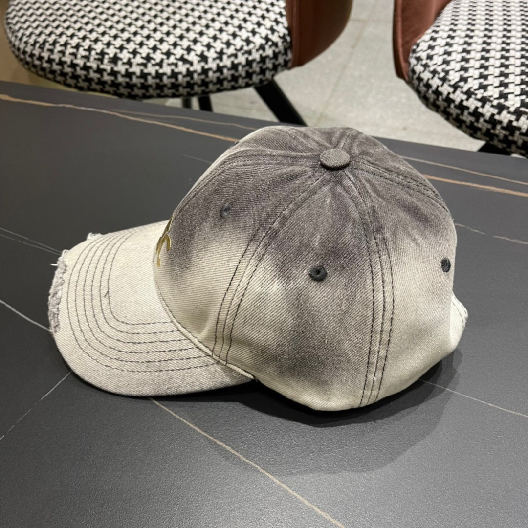 🧢CELINE赛琳🧢  2025新款棒球帽， 精致优雅，很酷很时尚，质量超赞