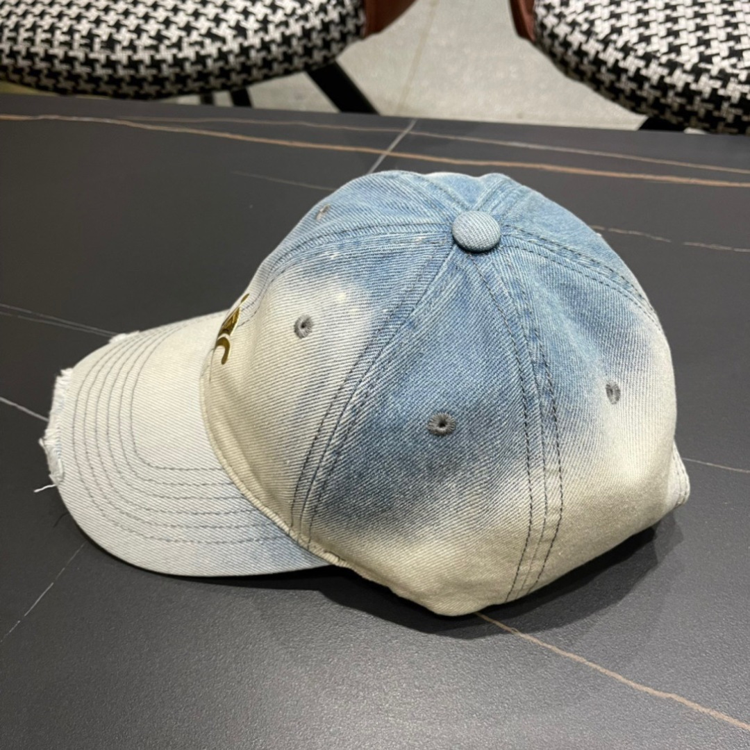 🧢CELINE赛琳🧢  2025新款棒球帽， 精致优雅，很酷很时尚，质量超赞
