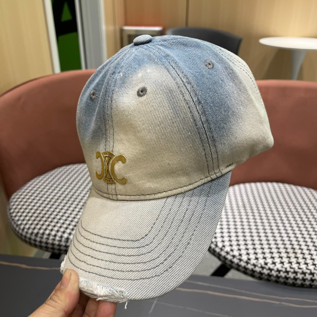 🧢CELINE赛琳🧢  2025新款棒球帽， 精致优雅，很酷很时尚，质量超赞