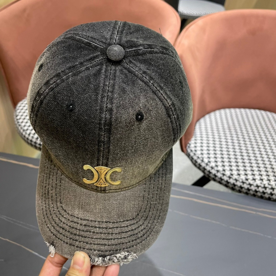 🧢CELINE赛琳🧢  2025新款棒球帽， 精致优雅，很酷很时尚，质量超赞