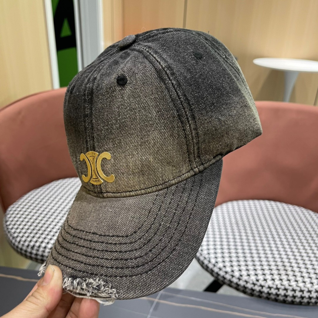 🧢CELINE赛琳🧢  2025新款棒球帽， 精致优雅，很酷很时尚，质量超赞