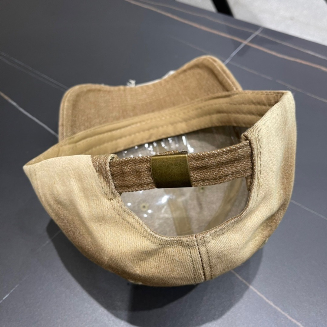 🧢CELINE赛琳🧢  2025新款棒球帽， 精致优雅，很酷很时尚，质量超赞