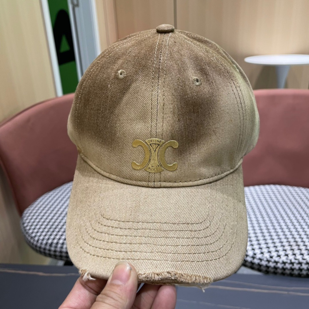 🧢CELINE赛琳🧢  2025新款棒球帽， 精致优雅，很酷很时尚，质量超赞