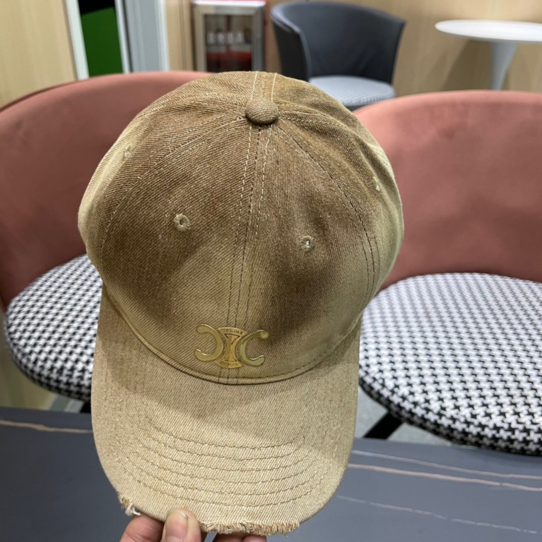 🧢CELINE赛琳🧢  2025新款棒球帽， 精致优雅，很酷很时尚，质量超赞
